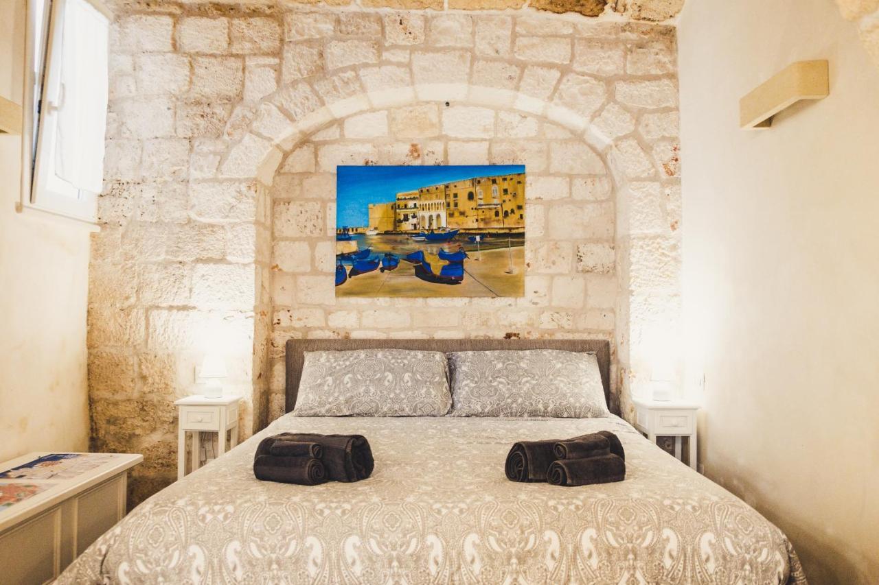 Dimore Del Borgo Antico - Il Sottano Монополи Экстерьер фото